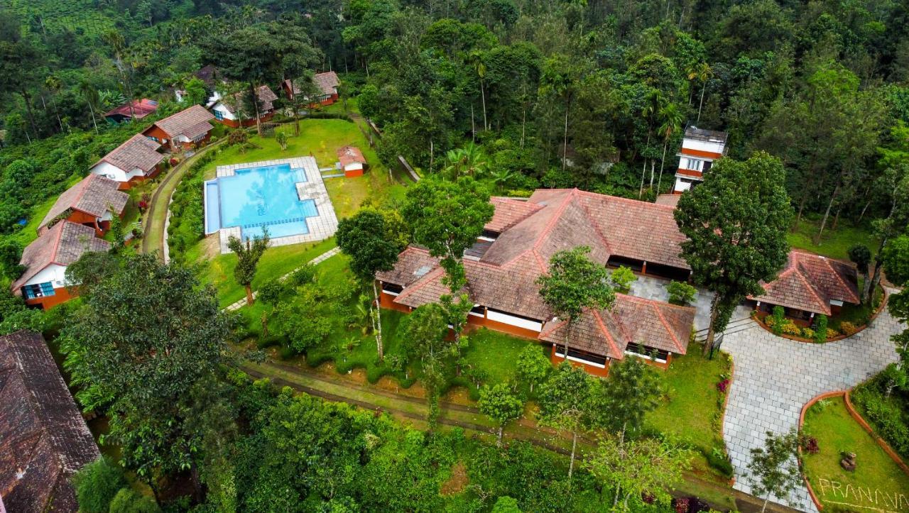 Pranavam Resort & Spa Tariyod Exterior photo