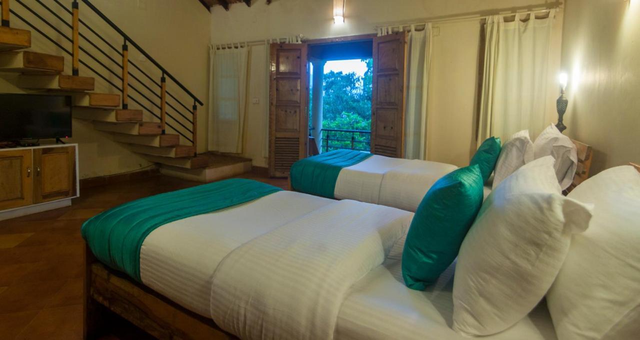 Pranavam Resort & Spa Tariyod Exterior photo
