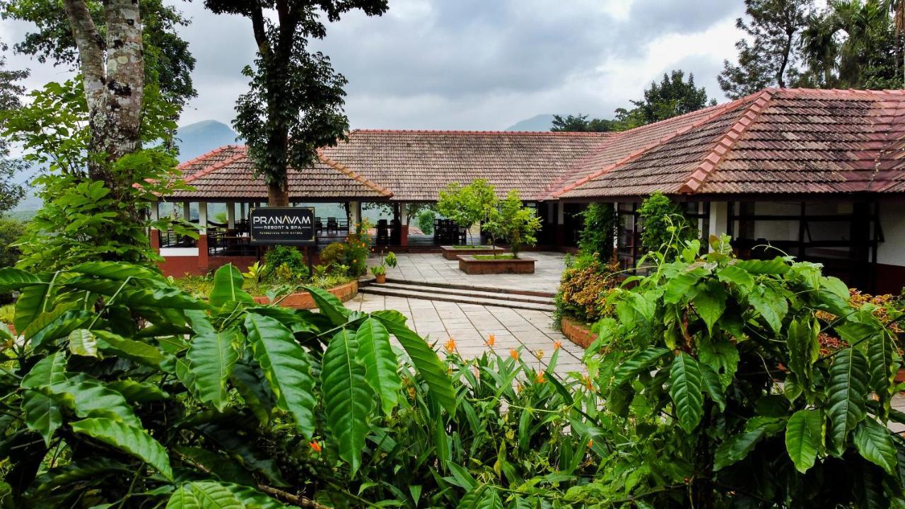 Pranavam Resort & Spa Tariyod Exterior photo