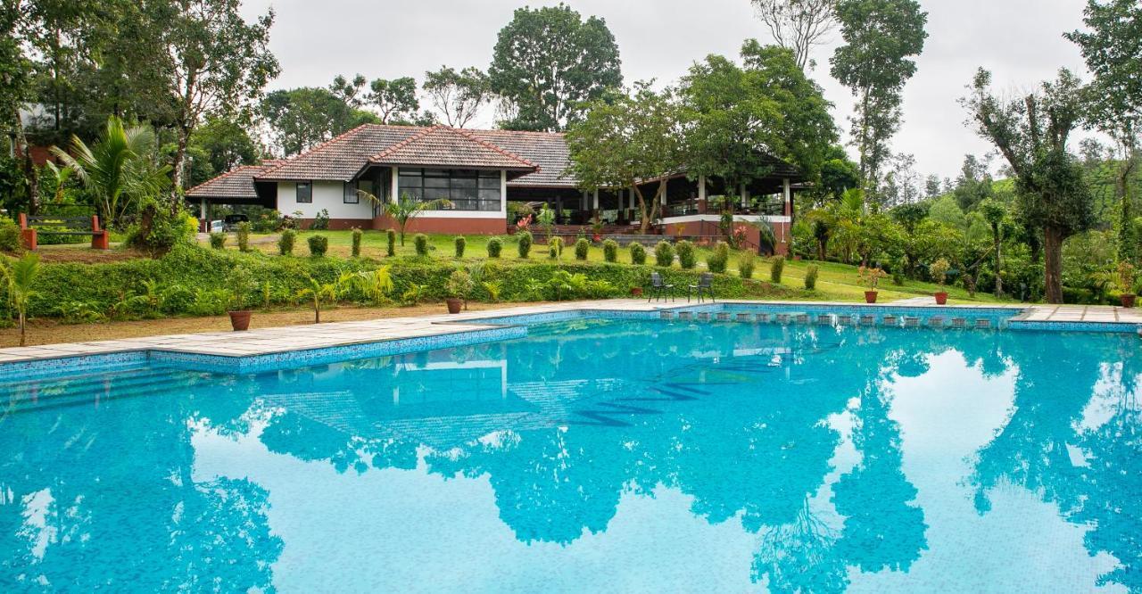 Pranavam Resort & Spa Tariyod Exterior photo