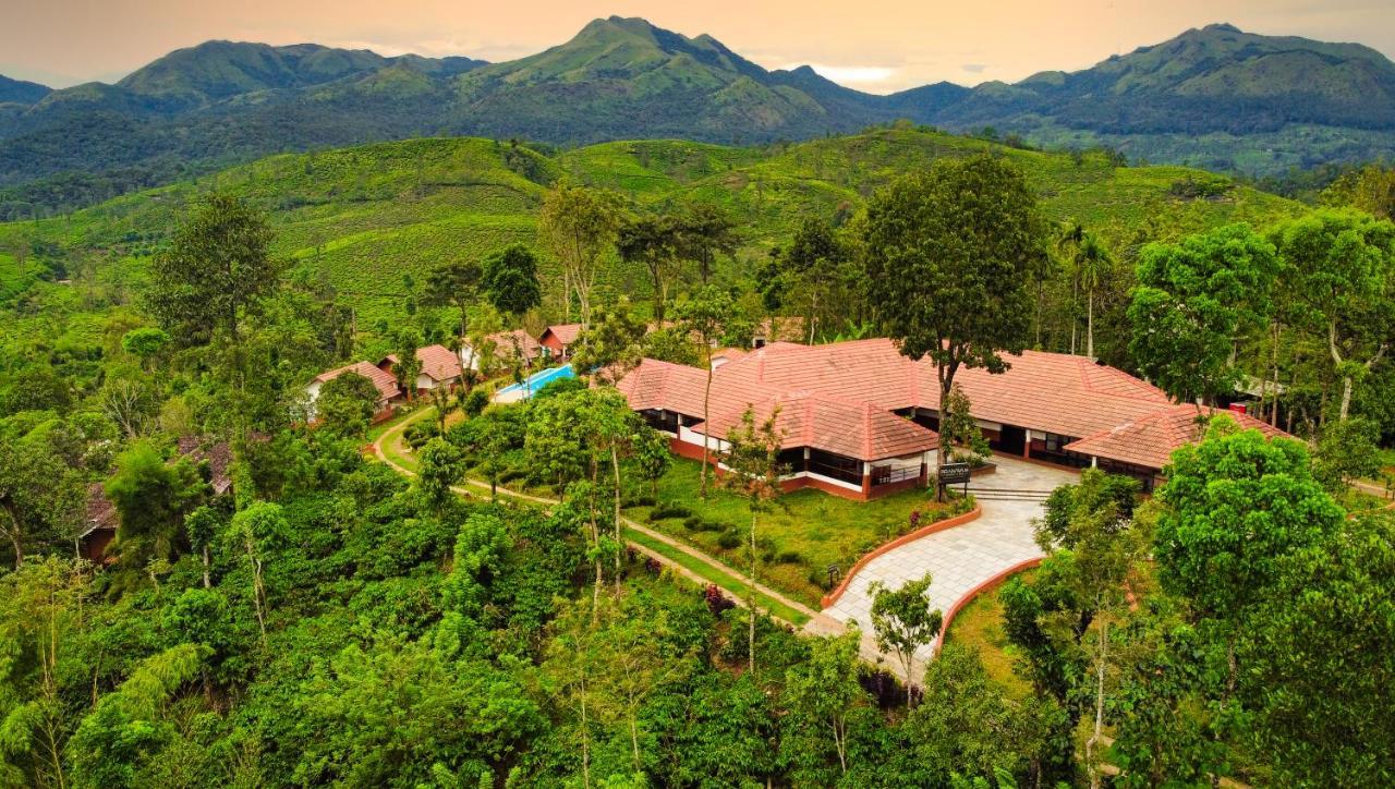 Pranavam Resort & Spa Tariyod Exterior photo