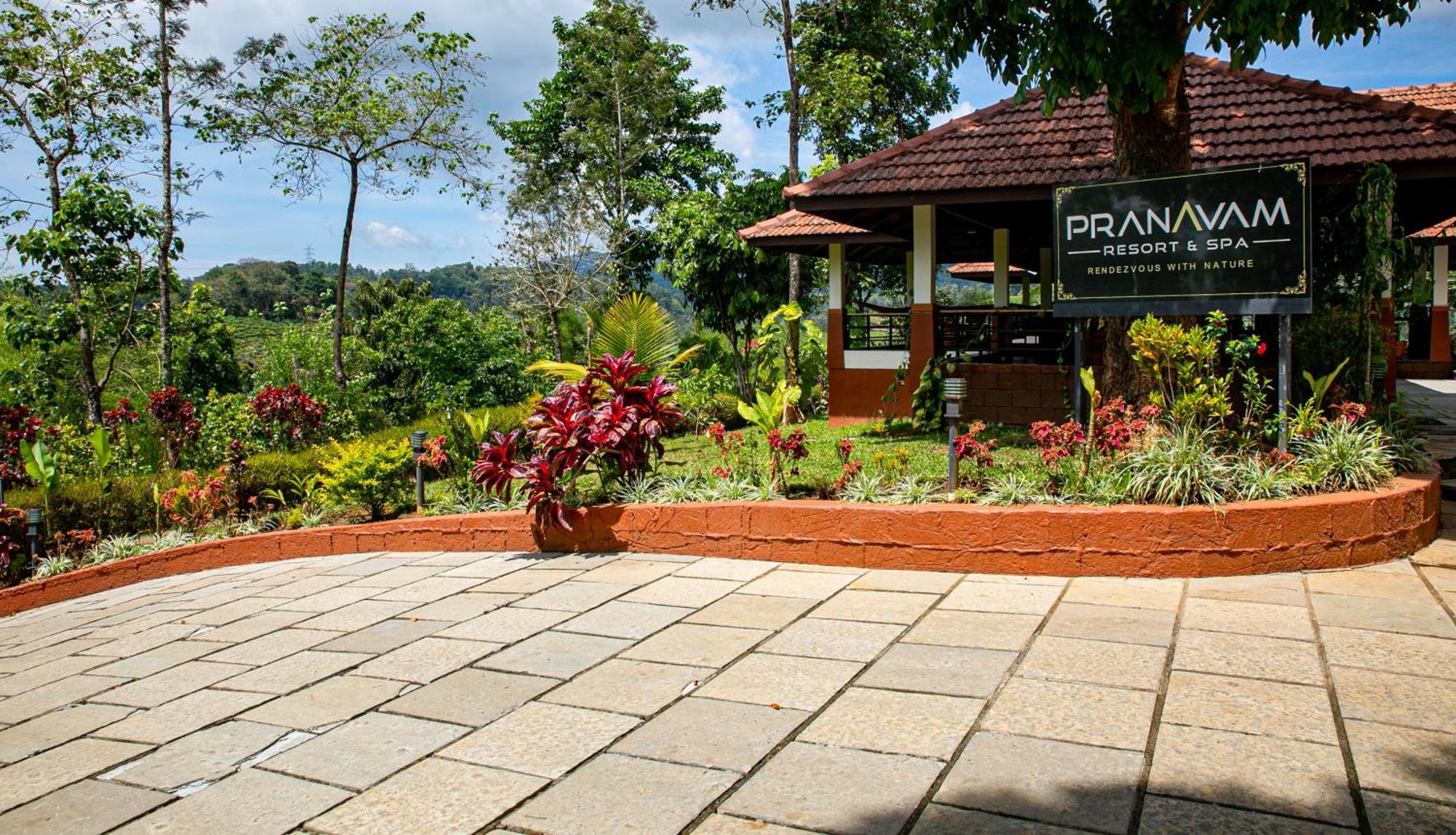Pranavam Resort & Spa Tariyod Exterior photo
