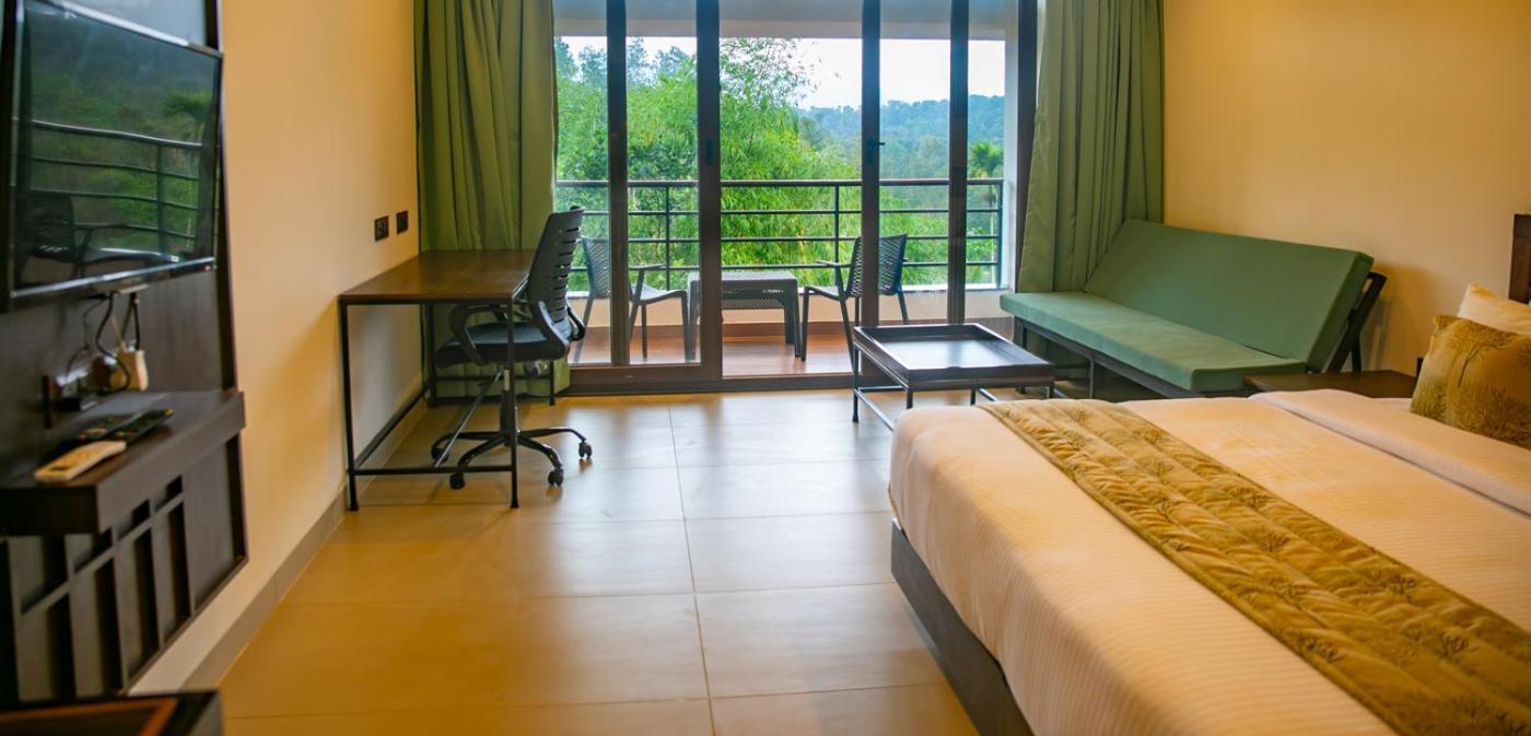 Pranavam Resort & Spa Tariyod Exterior photo